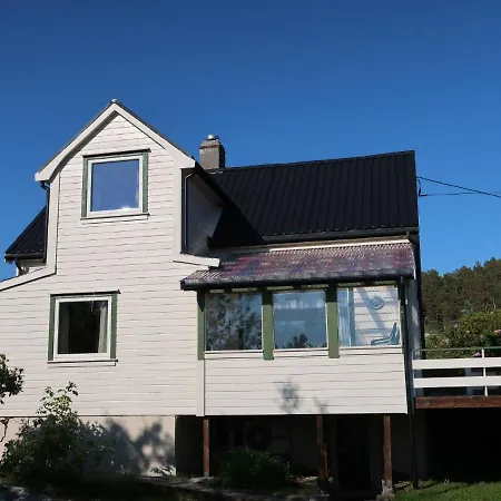 Bjorkeneset By Interhome *